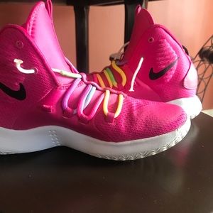 Nike Hyperdunk woman’s shoes